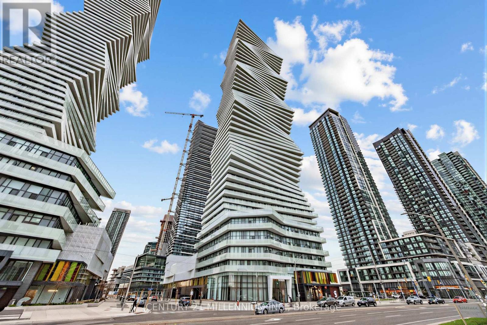 4104 - 3900 CONFEDERATION PARKWAY, Mississauga, Ontario