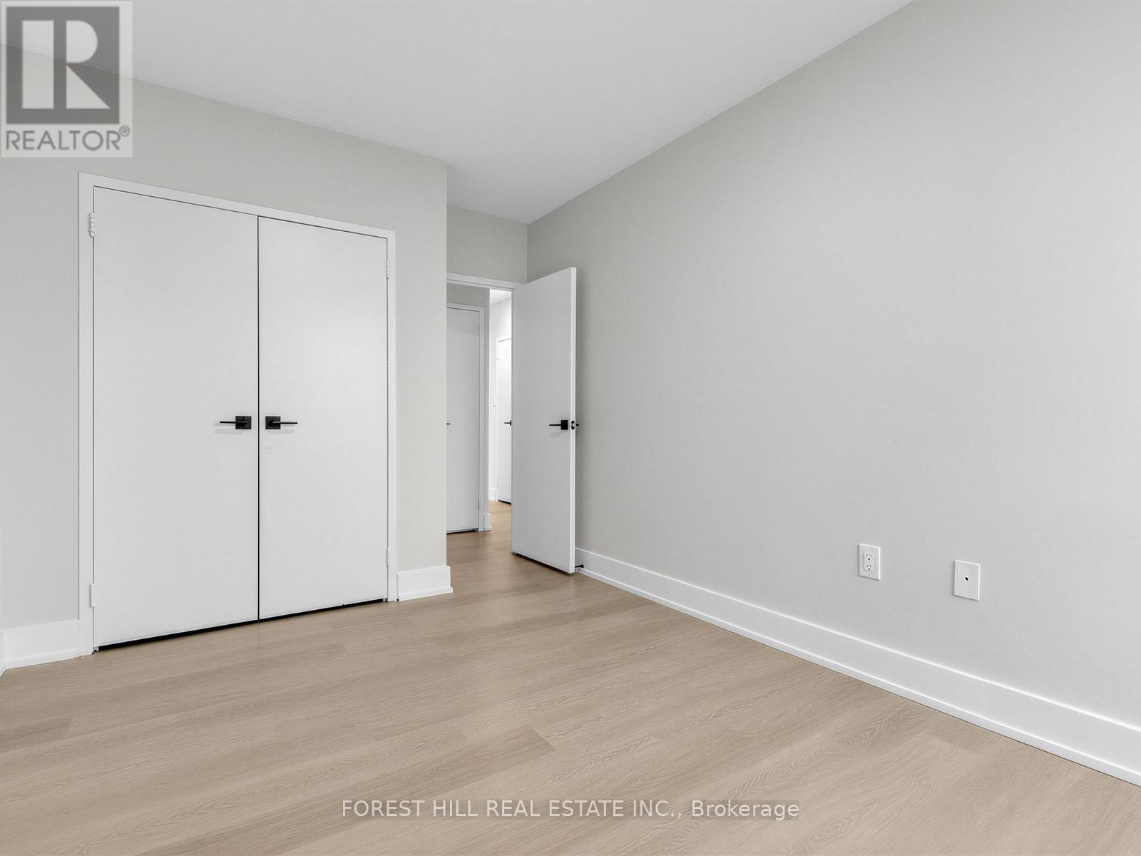 1921 - 140 Elm Ridge Drive, Toronto, Ontario  M6B 1B1 - Photo 20 - W13070318