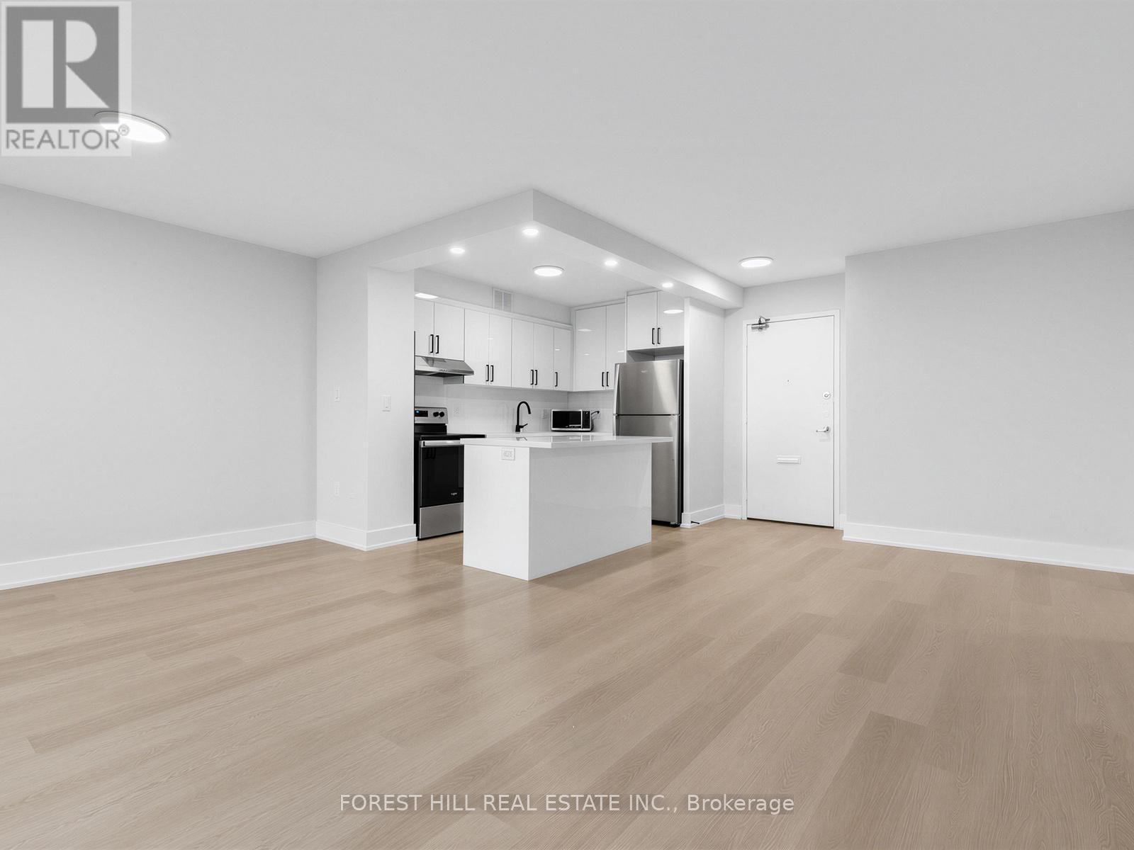 1921 - 140 Elm Ridge Drive, Toronto, Ontario  M6B 1B1 - Photo 4 - W13070318