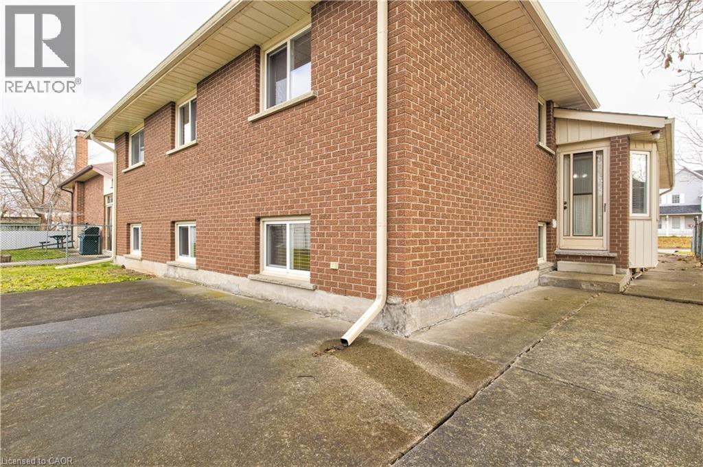 67 Durham Street, Kitchener, Ontario  N2P 1G5 - Photo 5 - 40826100