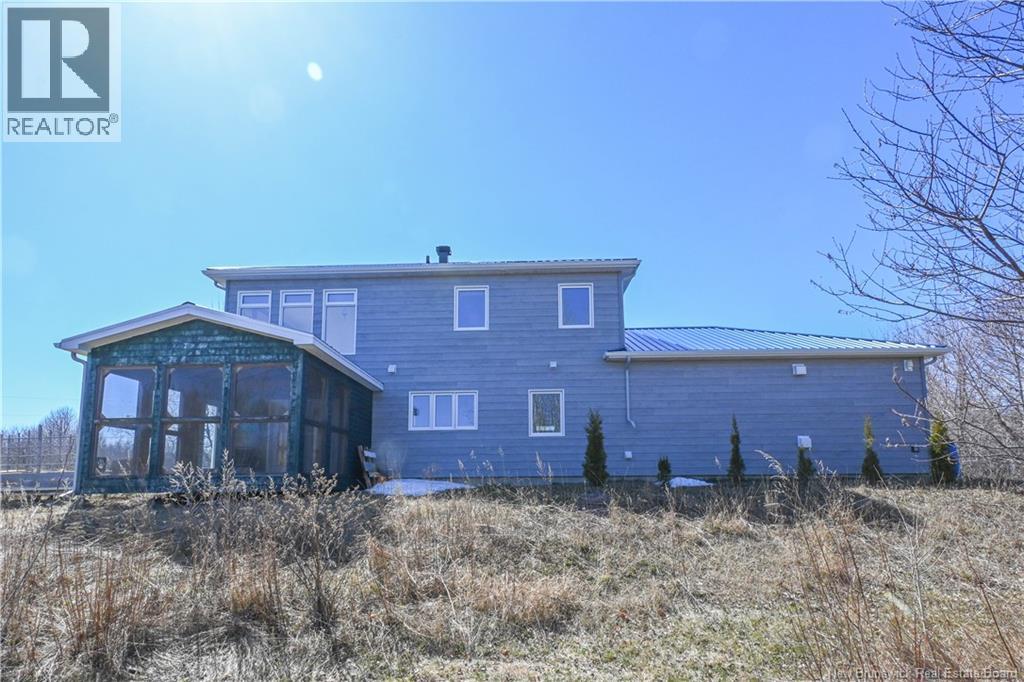 441 Saulnier Est Street, Tracadie, New Brunswick  E1X 1E3 - Photo 5 - NB138275