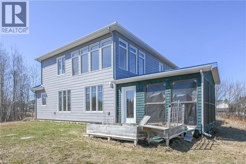 441 Saulnier Est Street, Tracadie, New Brunswick  E1X 1E3 - Photo 4 - NB138275