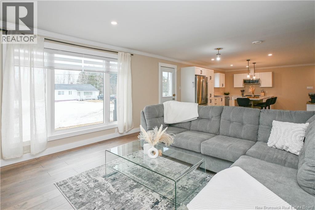 106 Des Champs Street, Lamèque, New Brunswick  E8T 1E7 - Photo 21 - NB138421
