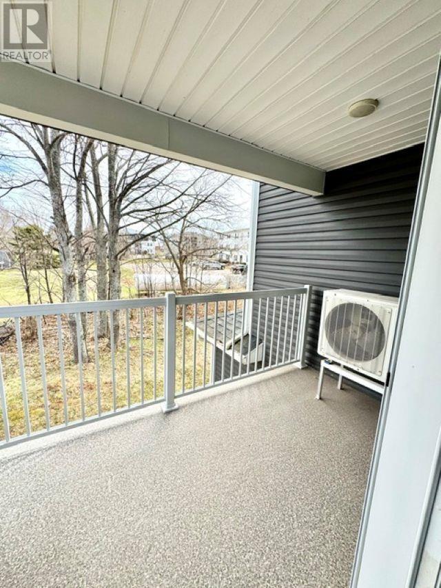 208 29 Stratford Road, Stratford, Prince Edward Island  C1B 1T4 - Photo 10 - 202609379