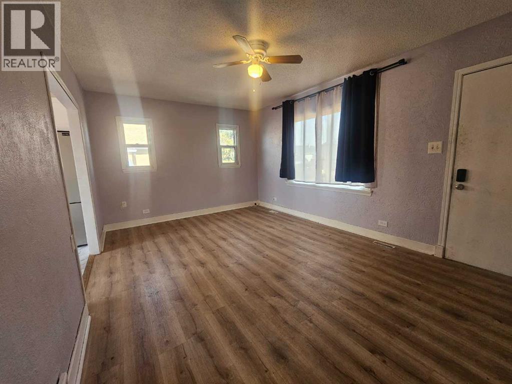 7639 Ogden Road Se, Calgary, Alberta  T2C 1C2 - Photo 5 - A2292530