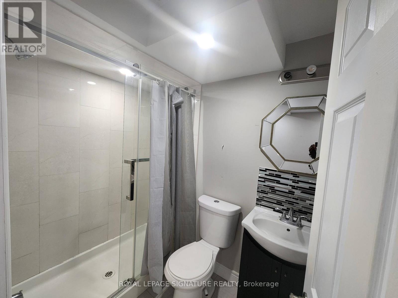 Bsmt - 6 Venue Road, Brampton, Ontario  L6P 4E5 - Photo 7 - W13012206