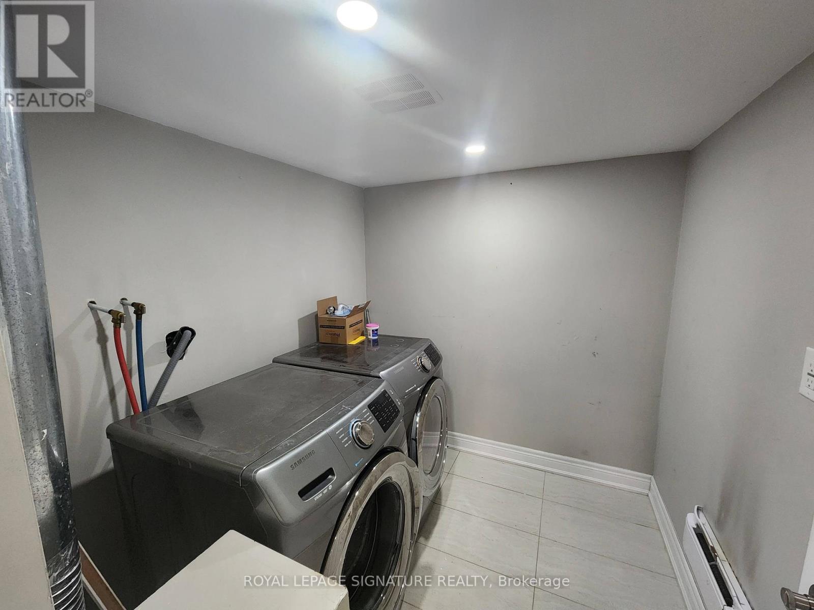 Bsmt - 6 Venue Road, Brampton, Ontario  L6P 4E5 - Photo 9 - W13012206