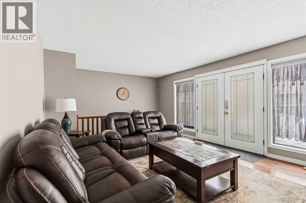 18 Clark Crescent, Fort Mcmurray, Alberta  T9H 1M8 - Photo 12 - A2299550