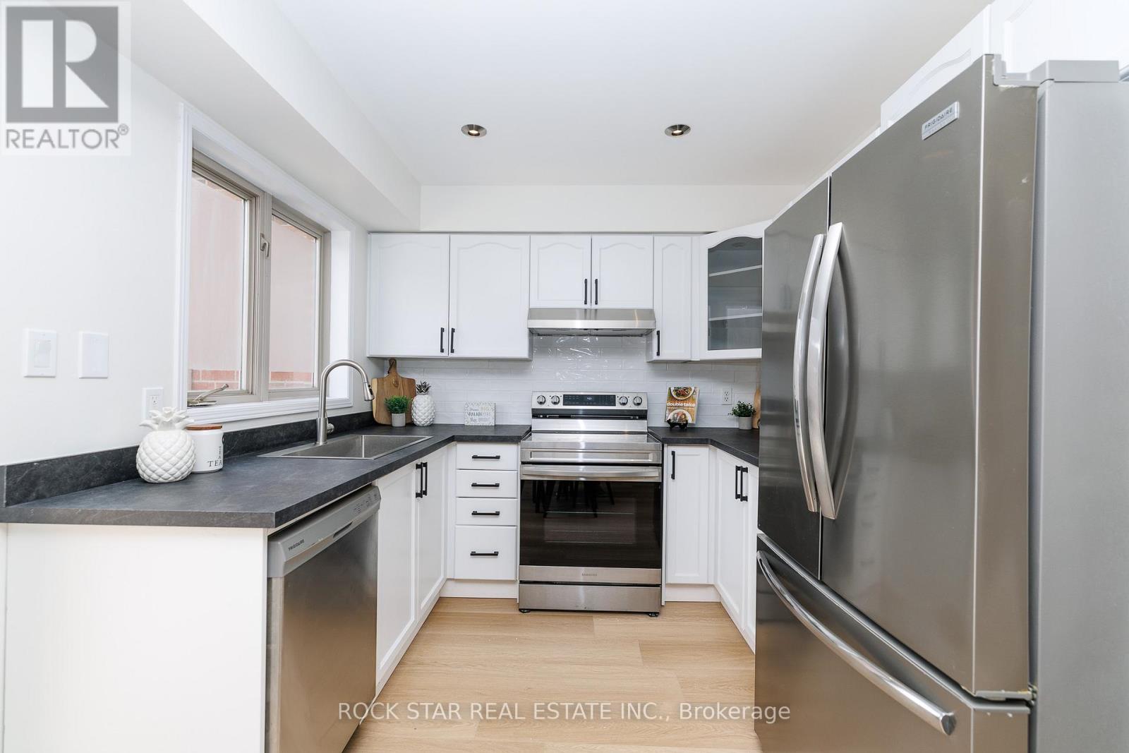 9 Stevens Drive, Niagara-On-The-Lake, Ontario  L0S 1J0 - Photo 14 - X13070162