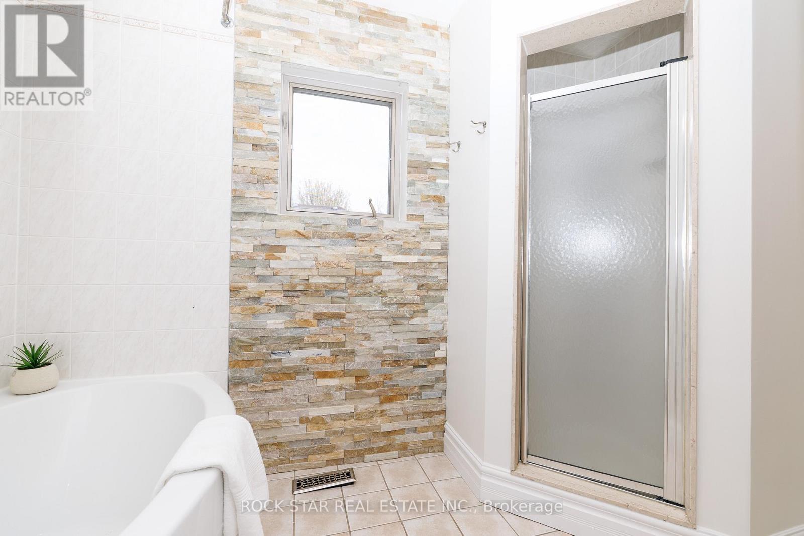 9 Stevens Drive, Niagara-On-The-Lake, Ontario  L0S 1J0 - Photo 27 - X13070162