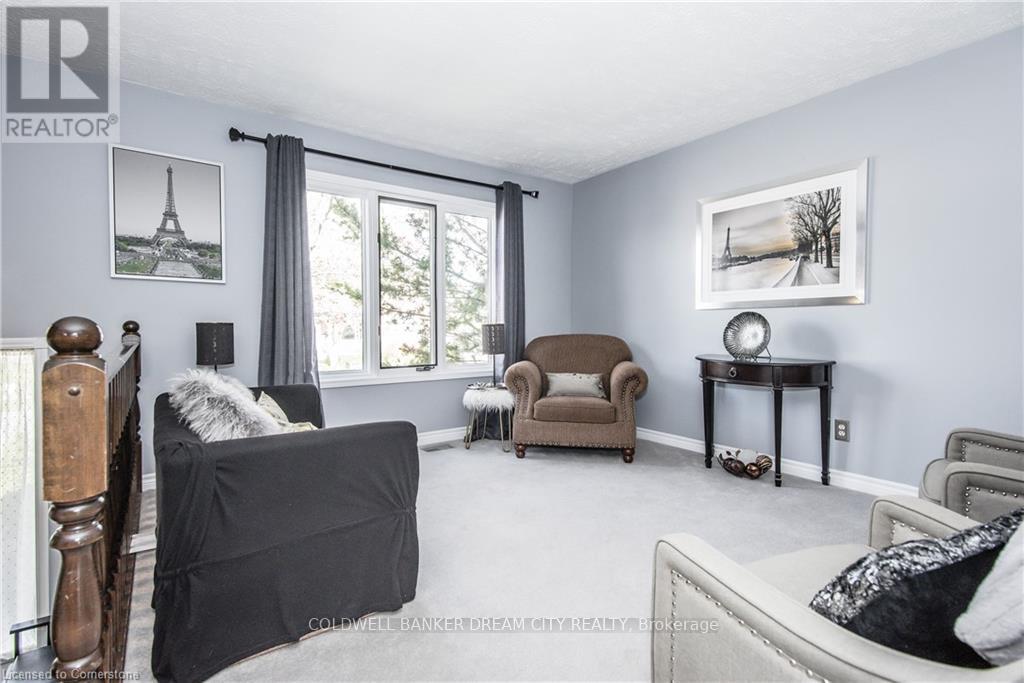 Upper - 213 Scott Road, Cambridge, Ontario  N3C 3K6 - Photo 6 - X13070278