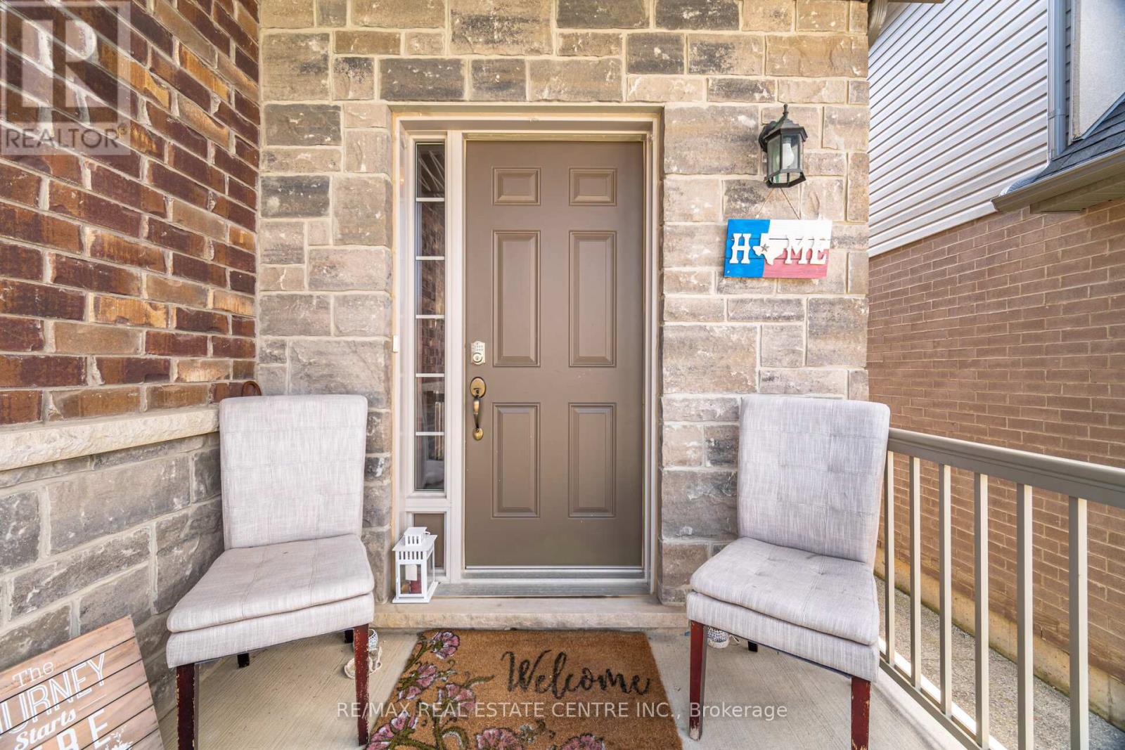 47 Festival Way, Hamilton, Ontario  L0R 1C0 - Photo 4 - X13070306