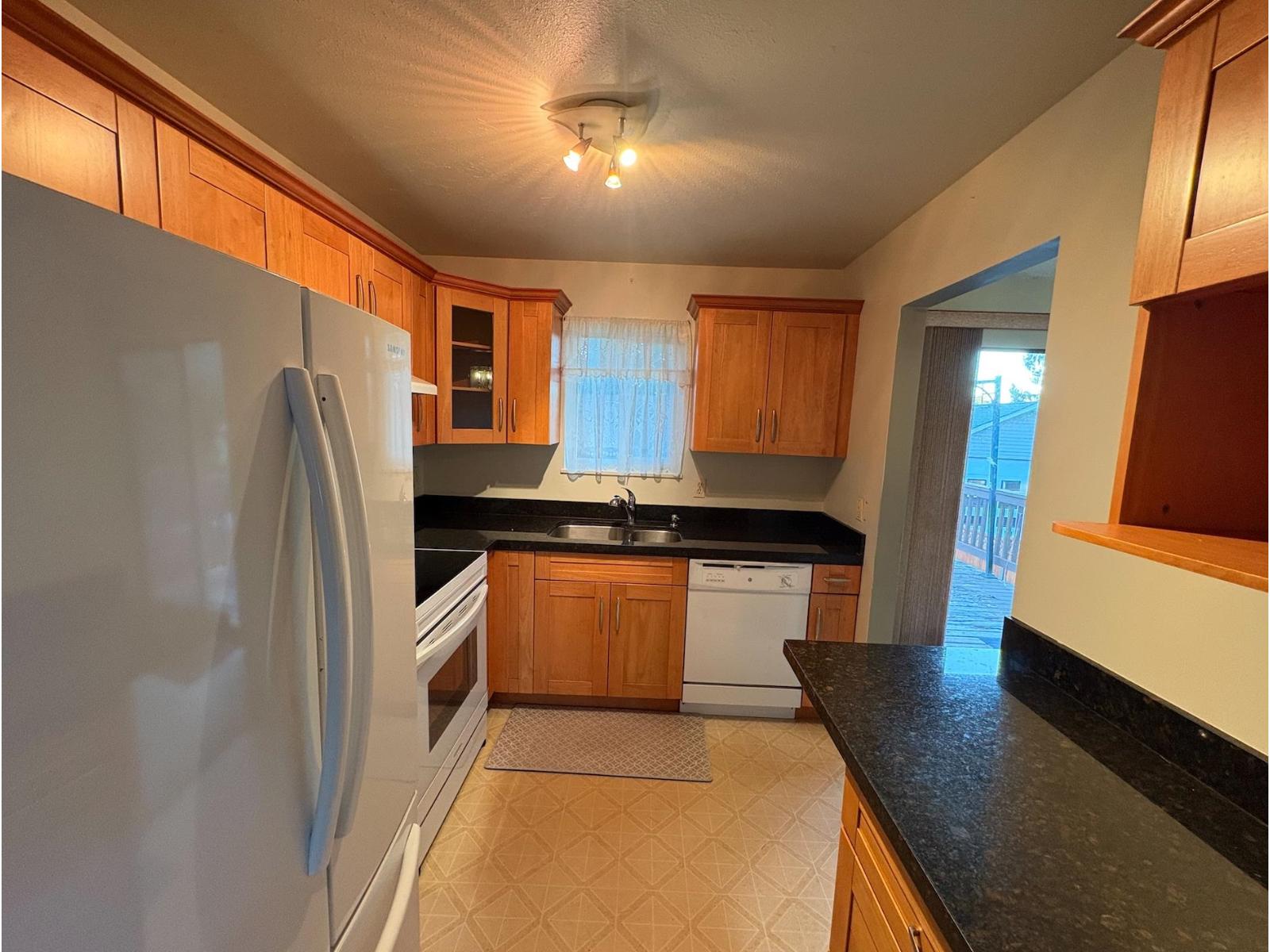 32174 Sandpiper Place, Mission, British Columbia  V2V 5S1 - Photo 10 - R3117966