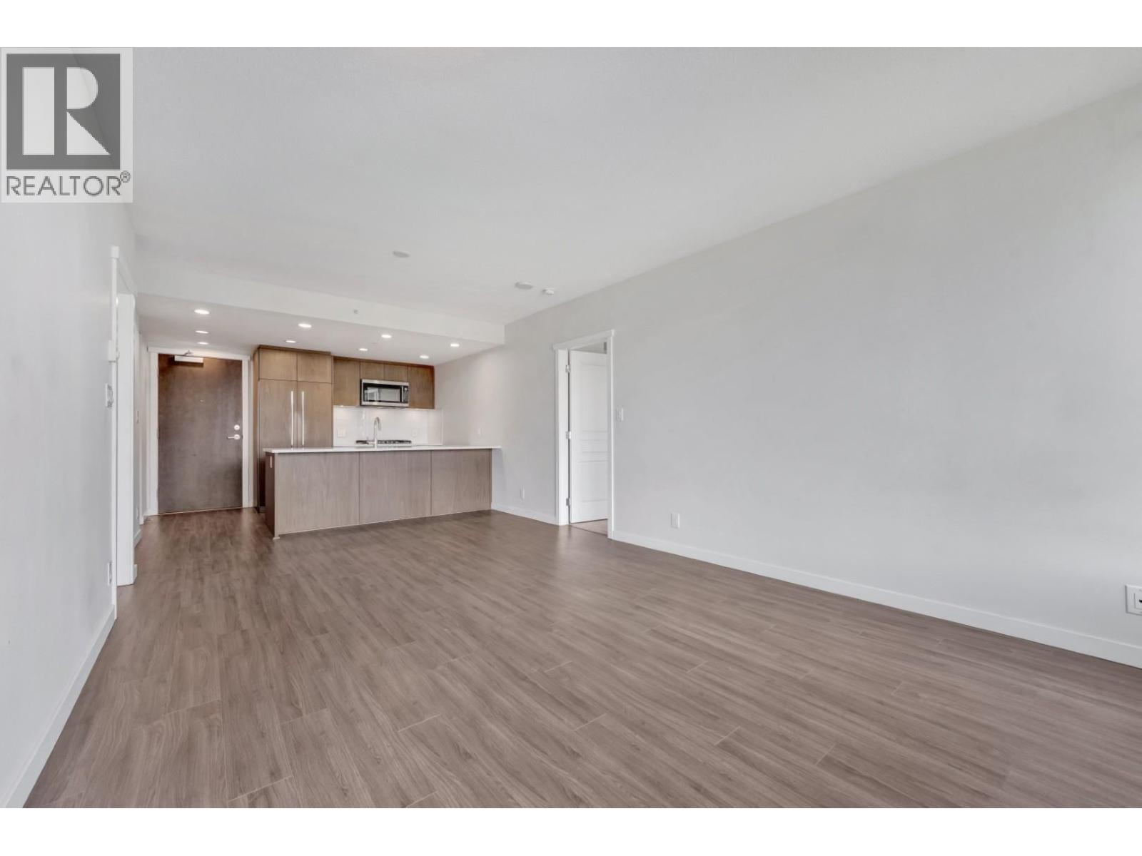 2206 3100 Windsor Gate, Coquitlam, British Columbia  V3B 0P3 - Photo 8 - R3118220