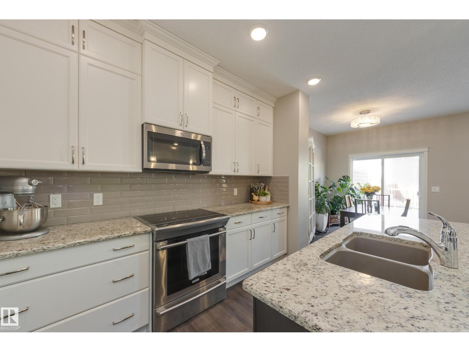 12228 176 Av Nw, Edmonton, Alberta  T5X 0L2 - Photo 11 - E4485229