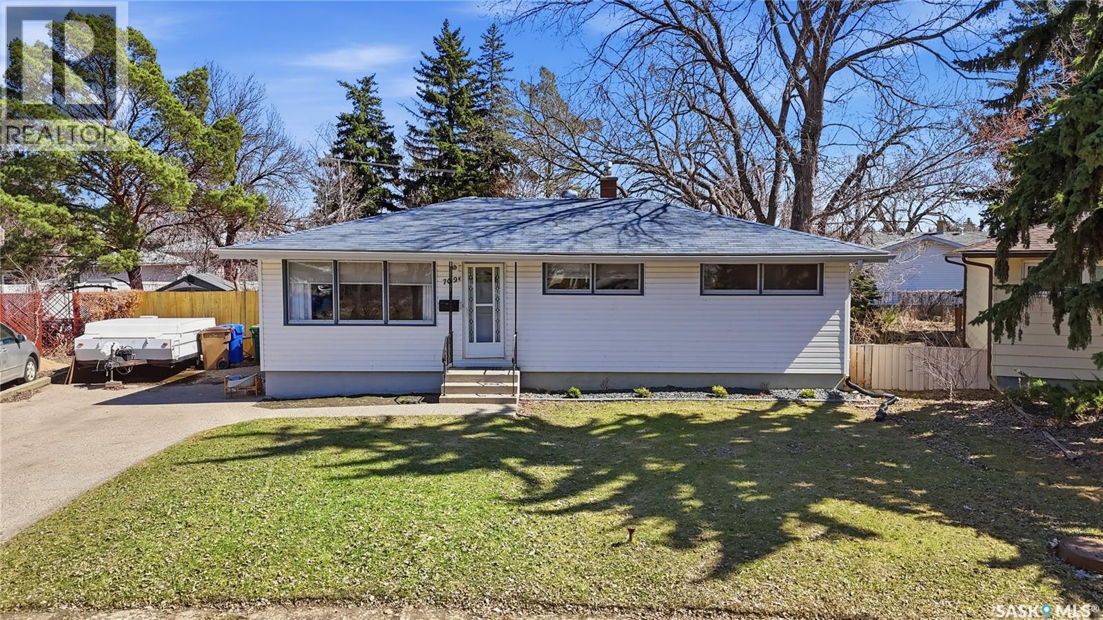 709 Inver Crescent E, Regina, Saskatchewan  S4N 2K7 - Photo 39 - SK034560