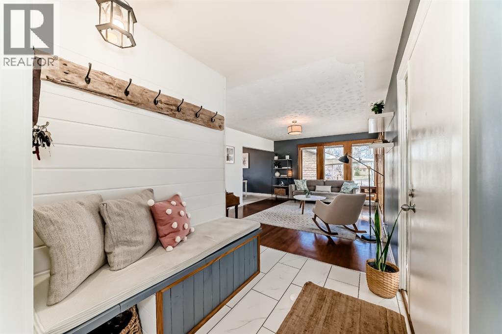 51 Foxwell Road SE, Calgary, Alberta  T2H 1A4 - Photo 4 - A2306765