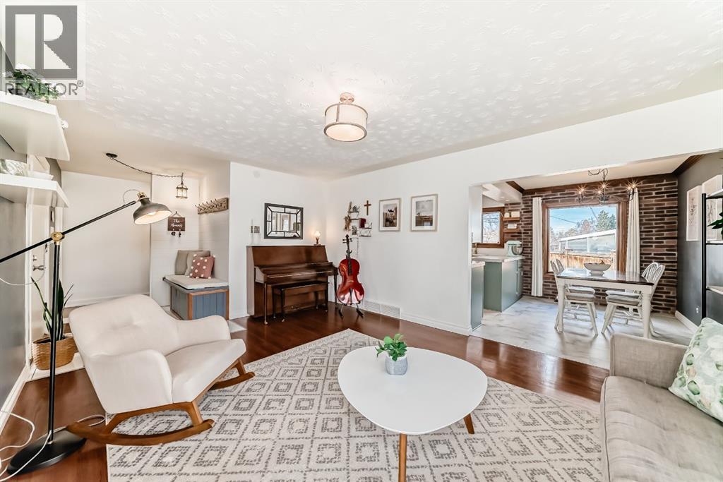 51 Foxwell Road SE, Calgary, Alberta  T2H 1A4 - Photo 6 - A2306765
