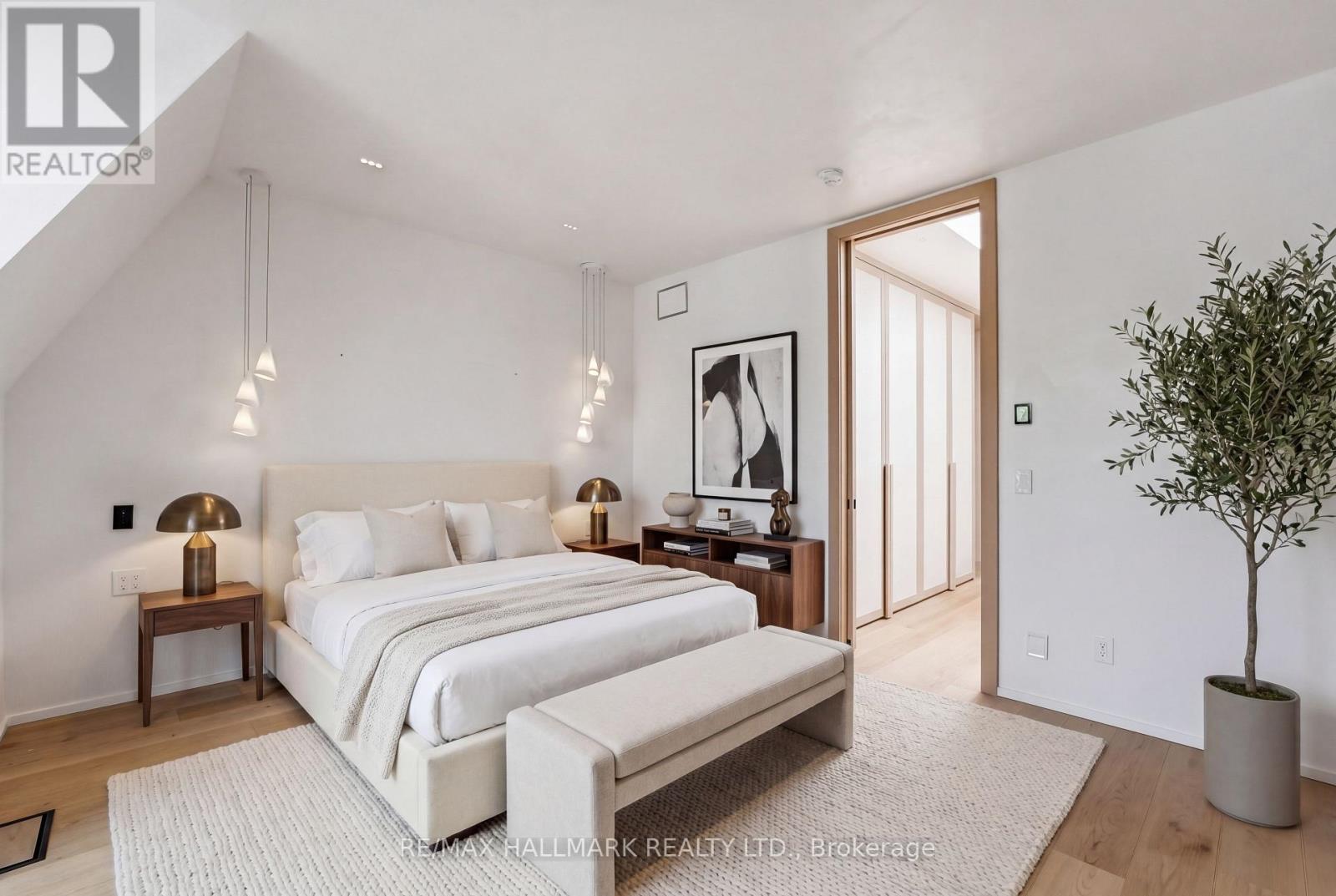 48 Shaftesbury Avenue, Toronto, Ontario  M4T 1A2 - Photo 10 - C13064418