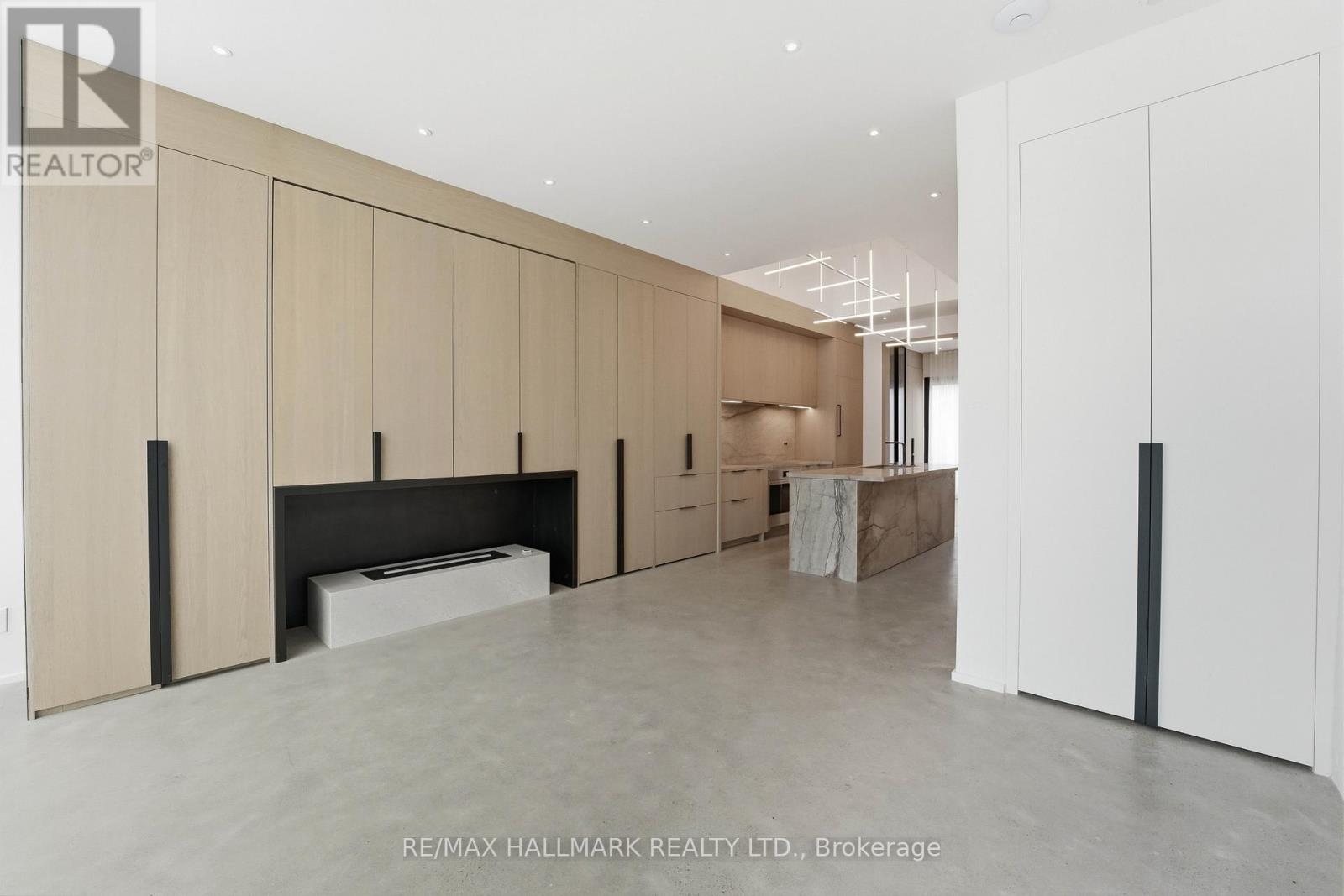 48 Shaftesbury Avenue, Toronto, Ontario  M4T 1A2 - Photo 3 - C13064418