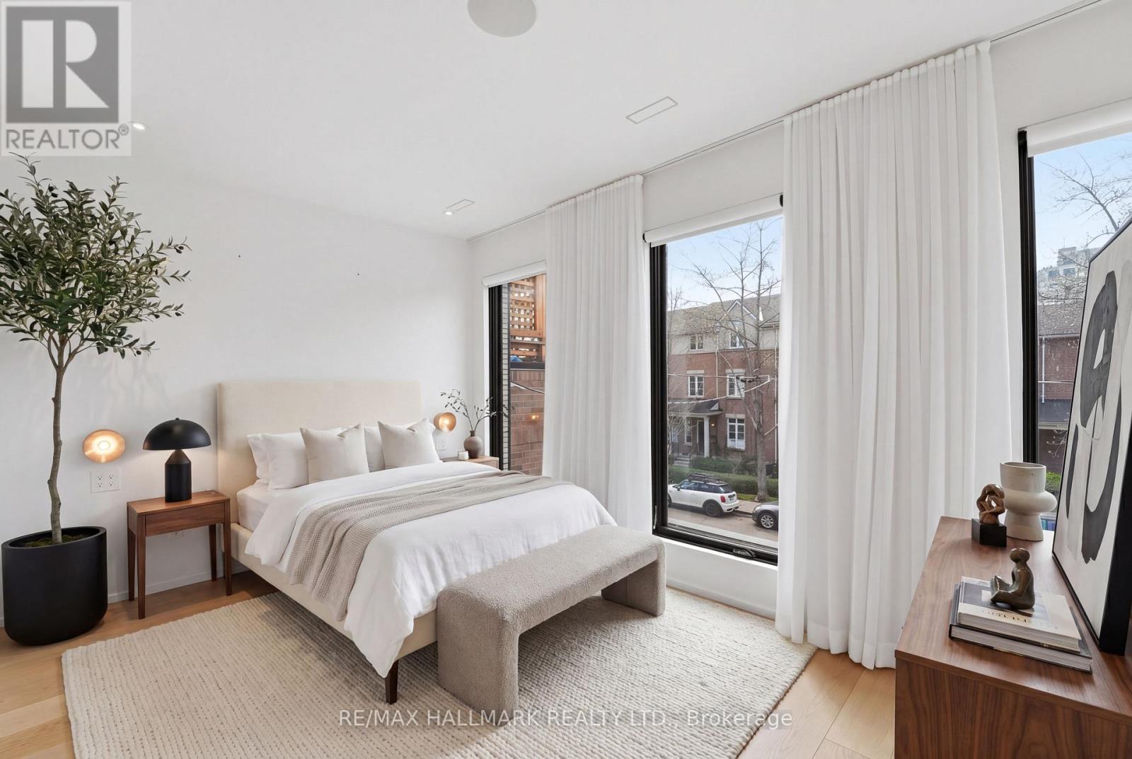48 Shaftesbury Avenue, Toronto, Ontario  M4T 1A2 - Photo 9 - C13064418