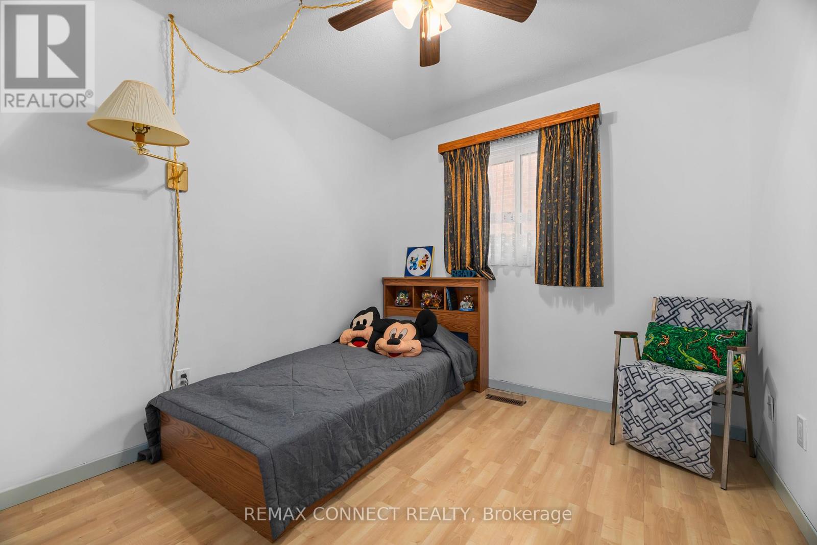 21 Wright Crescent, Ajax, Ontario  L1S 6S8 - Photo 11 - E13034996