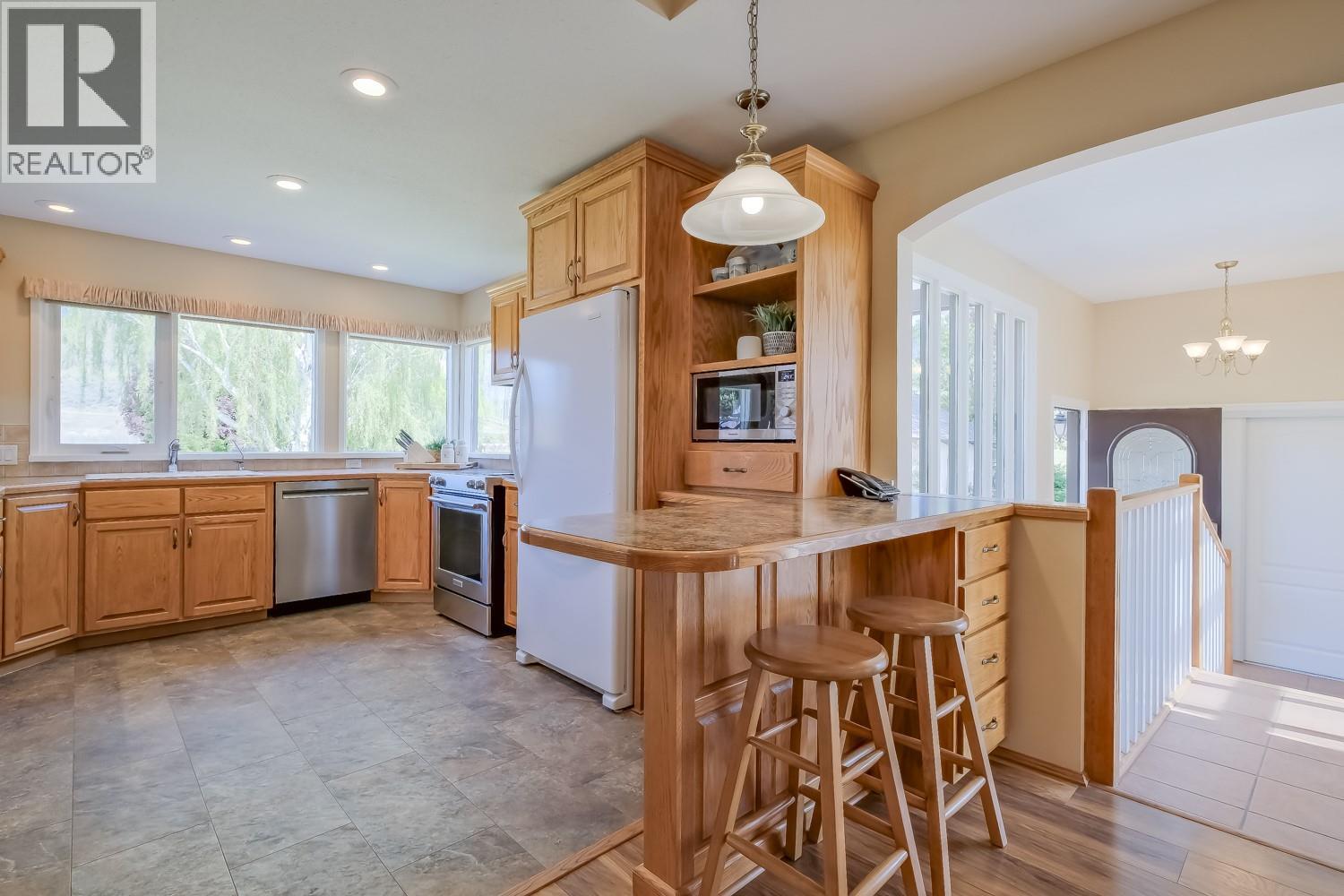 465 Lower Bench Road, Penticton, British Columbia  V2A 8V4 - Photo 4 - 10385512