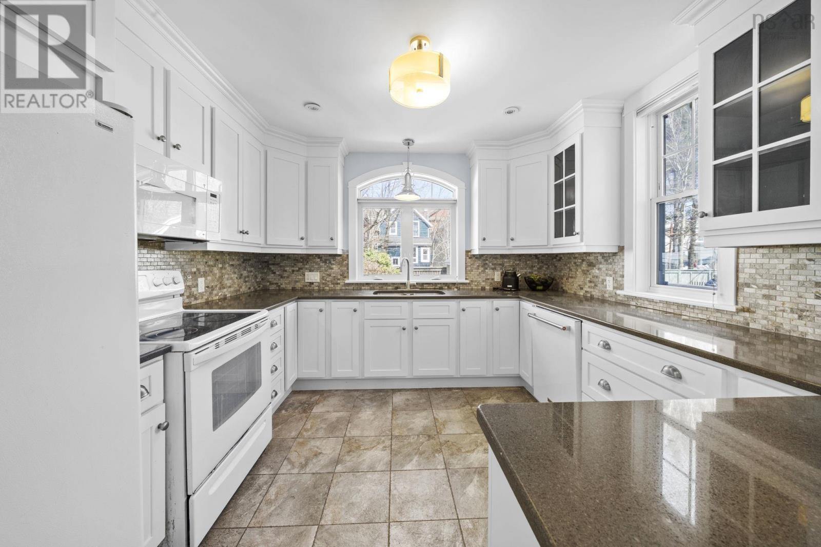 6191 Duncan Street, Halifax, Nova Scotia  B3L 1K1 - Photo 19 - 202609063