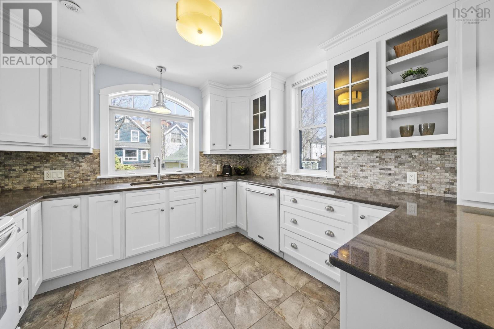 6191 Duncan Street, Halifax, Nova Scotia  B3L 1K1 - Photo 18 - 202609063