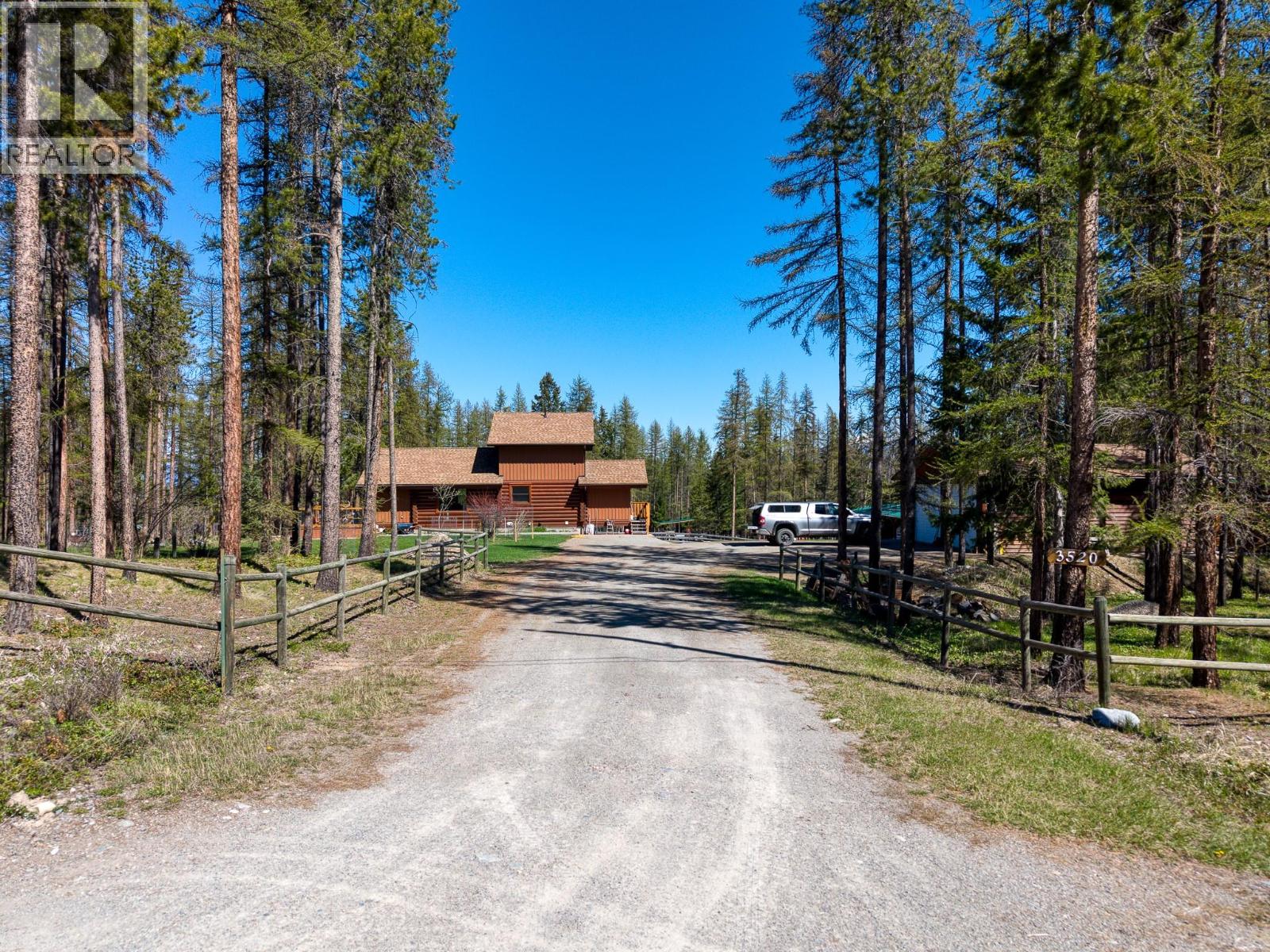 3520 25th Street S, Cranbrook, British Columbia  V1C 7H3 - Photo 1 - 10385342