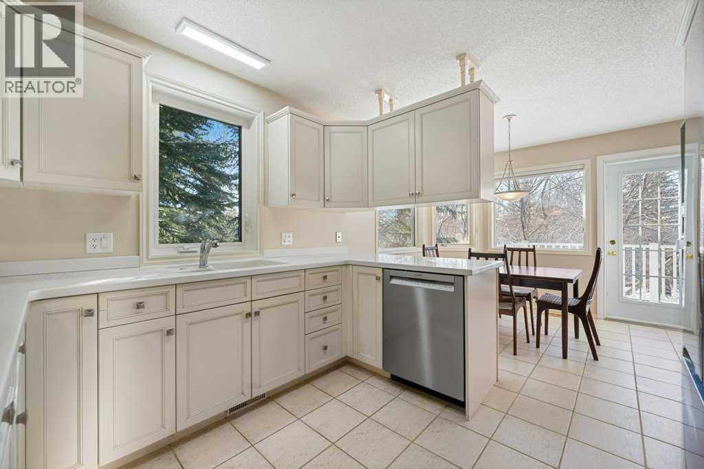 30 Douglasbank Gardens SE, Calgary, Alberta  T2Z 2C9 - Photo 19 - A2291894