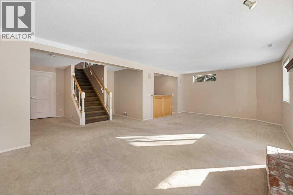30 Douglasbank Gardens SE, Calgary, Alberta  T2Z 2C9 - Photo 32 - A2291894