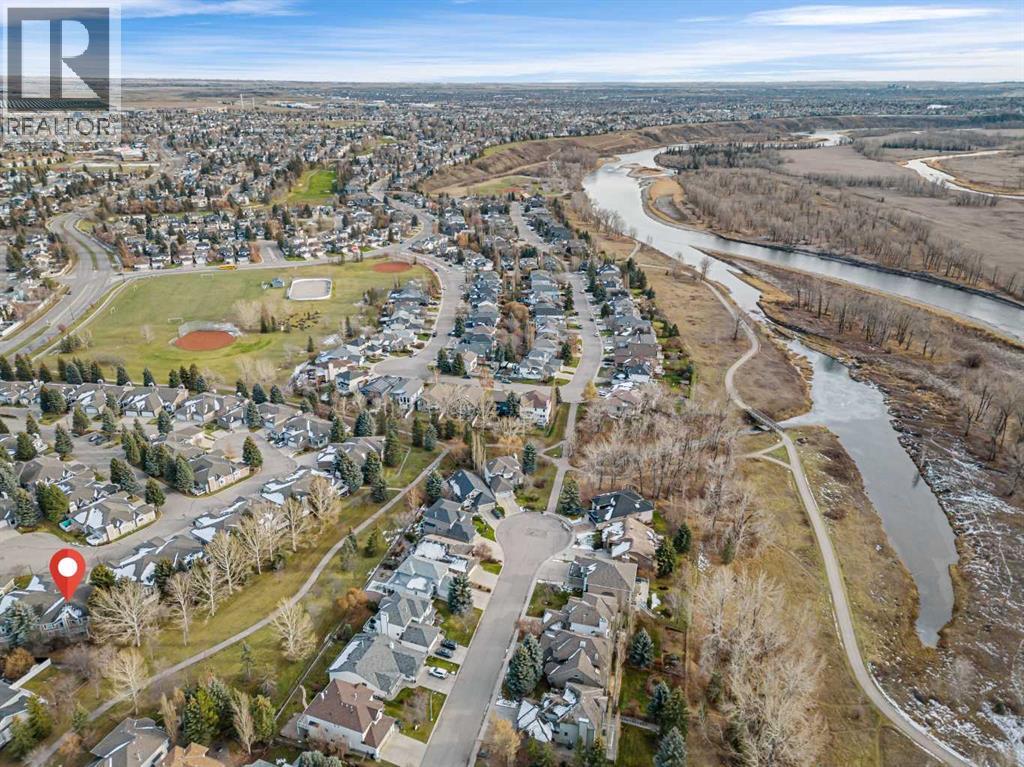 30 Douglasbank Gardens SE, Calgary, Alberta  T2Z 2C9 - Photo 1 - A2291894