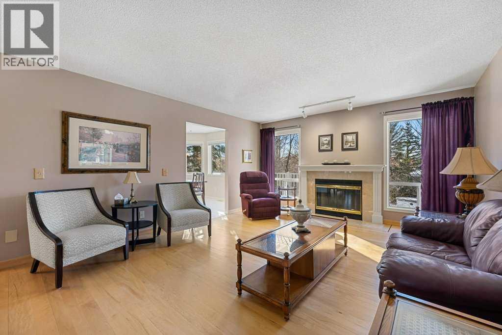30 Douglasbank Gardens SE, Calgary, Alberta  T2Z 2C9 - Photo 10 - A2291894