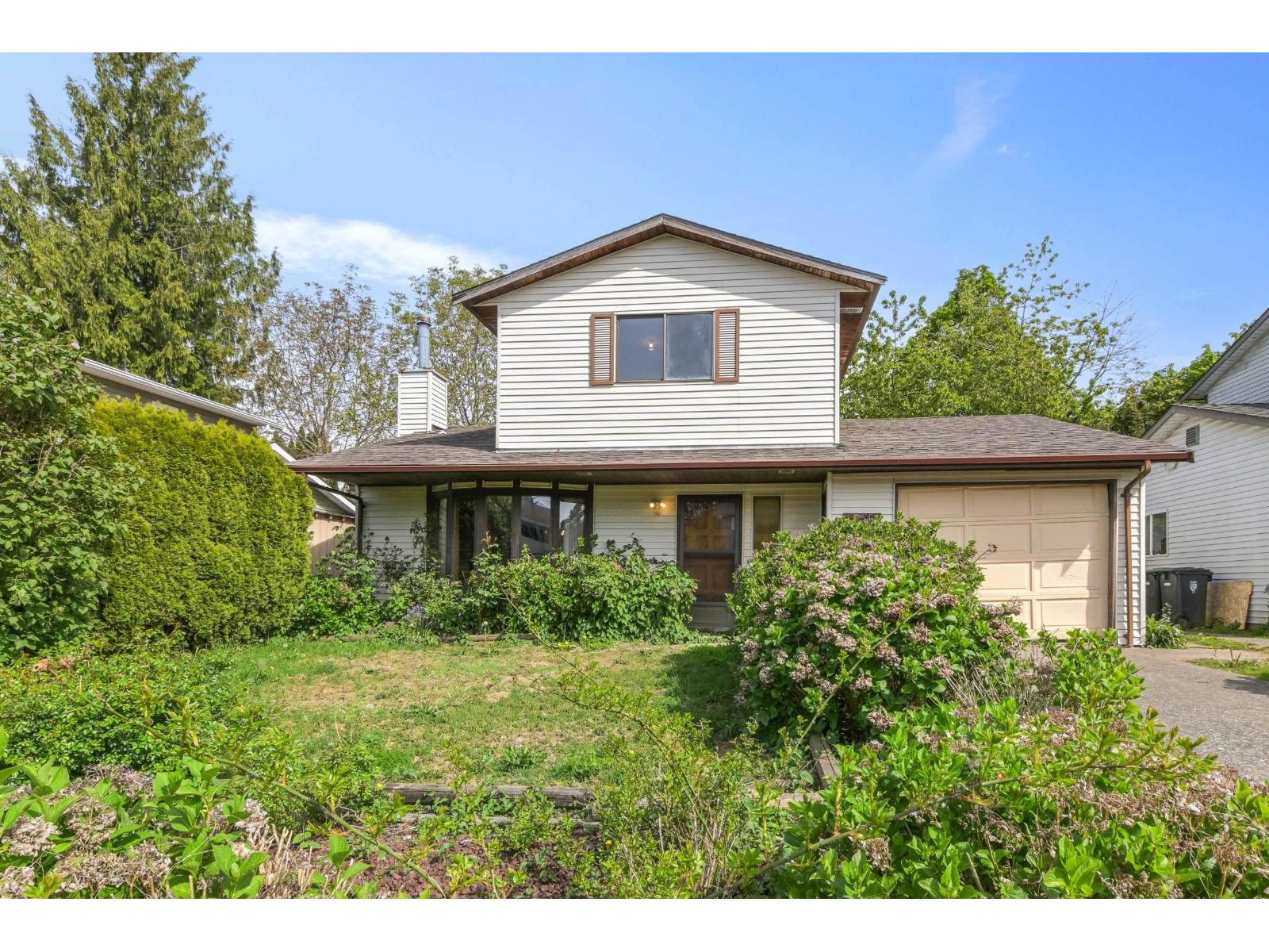 27591 31a Avenue, Langley, British Columbia  V4W 3L2 - Photo 2 - R3117482