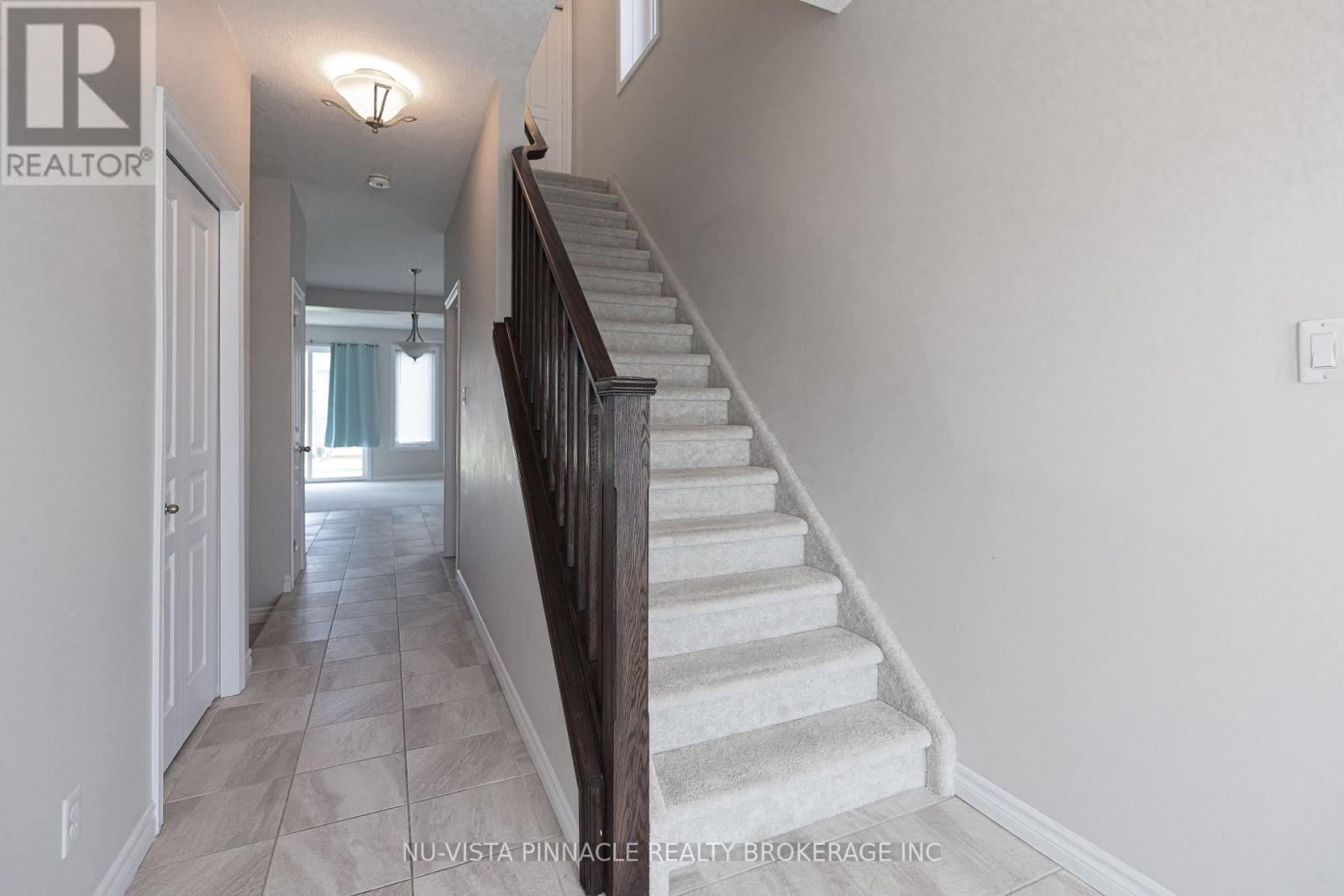 1733 O'hanlan Crossing, London North, Ontario  N5X 0N1 - Photo 3 - X13070380