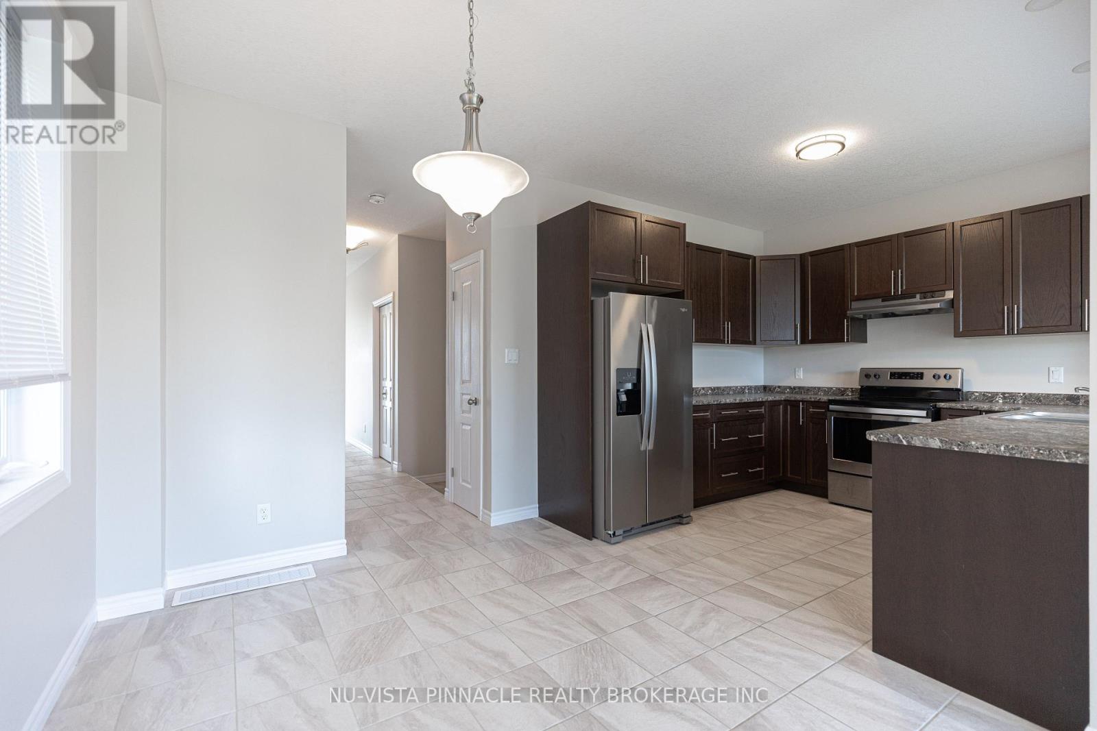 1733 O'hanlan Crossing, London North, Ontario  N5X 0N1 - Photo 5 - X13070380
