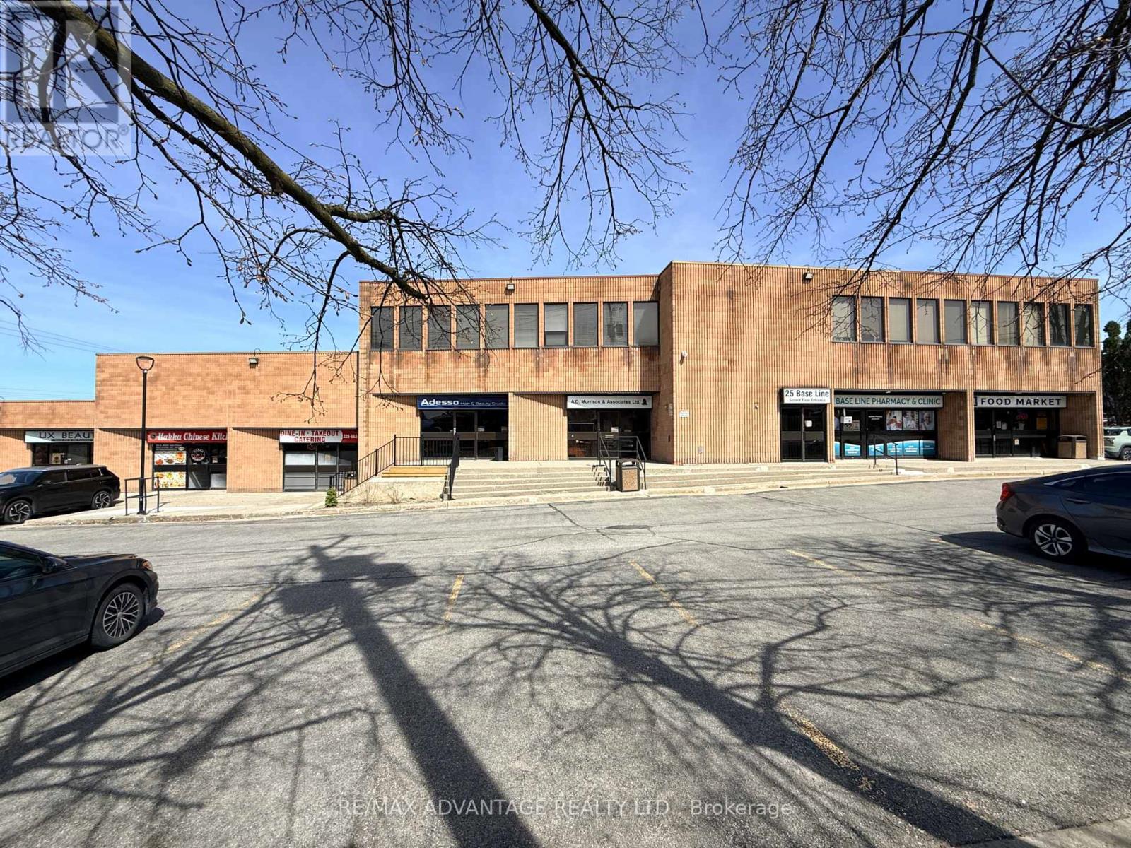 25 BASELINE ROAD W, London South, Ontario