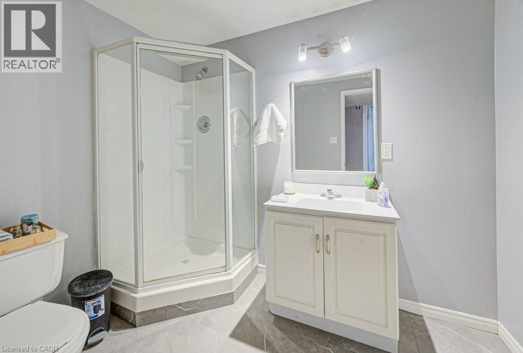 237b Thistleglen Place, Waterloo, Ontario  N2T 2A6 - Photo 30 - 40823052