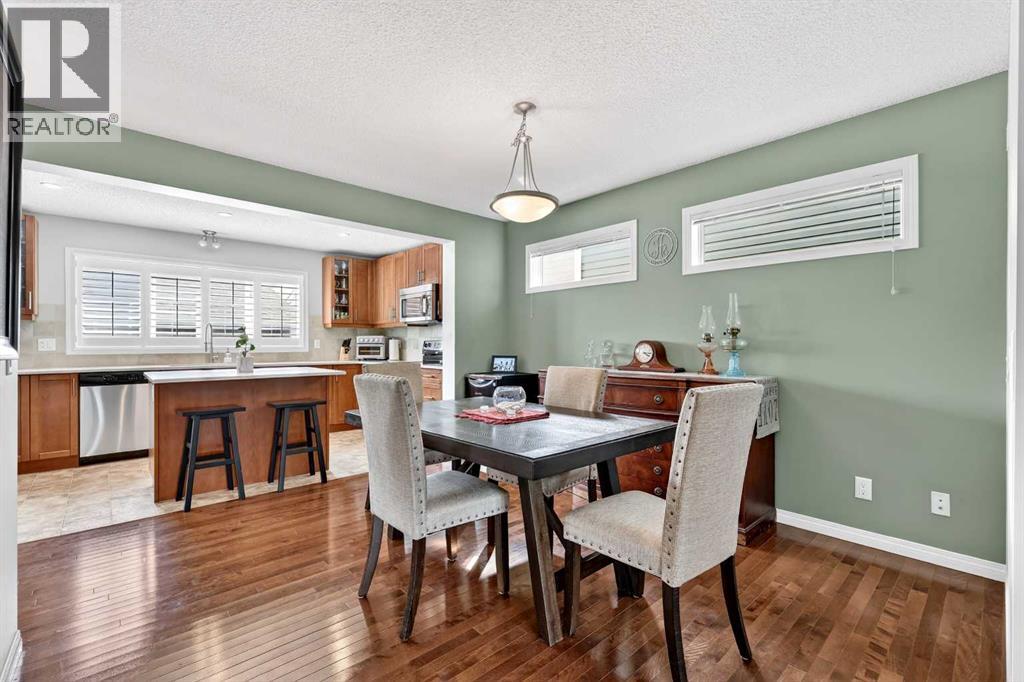 27 Copperpond Heights SE, Calgary, Alberta  T2Z 0W8 - Photo 10 - A2306528