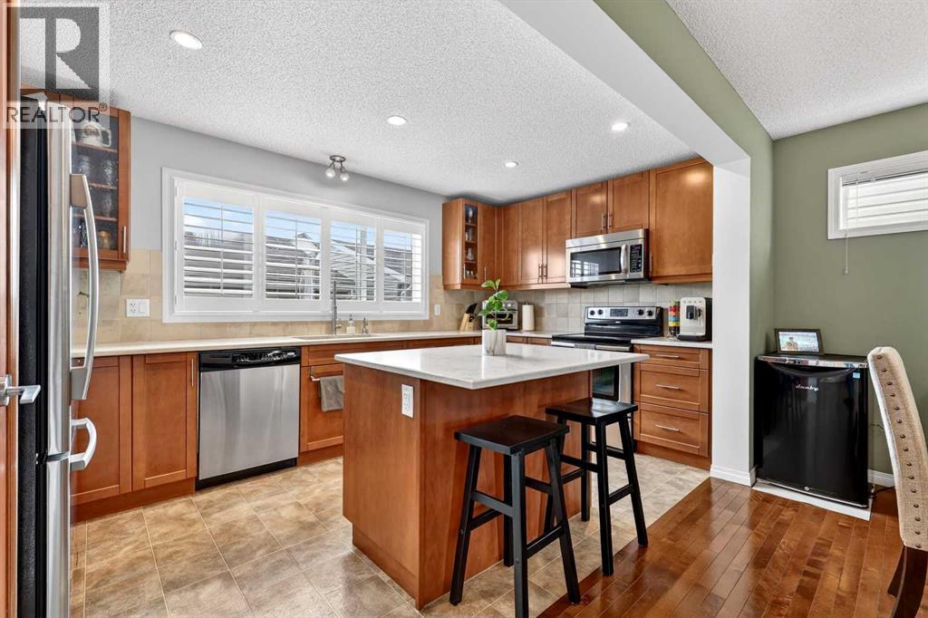 27 Copperpond Heights SE, Calgary, Alberta  T2Z 0W8 - Photo 13 - A2306528
