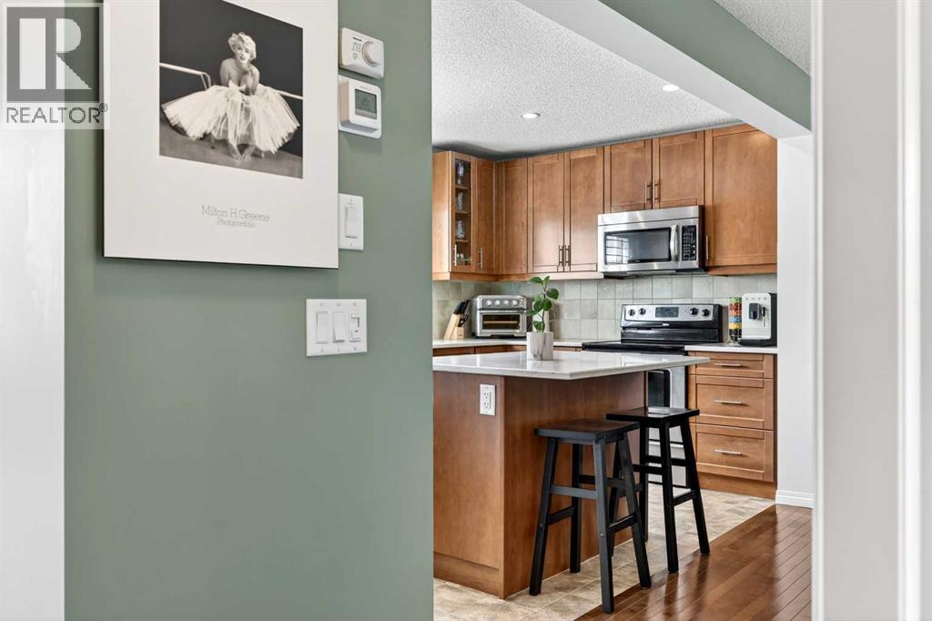 27 Copperpond Heights SE, Calgary, Alberta  T2Z 0W8 - Photo 11 - A2306528