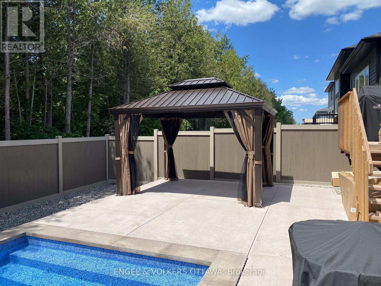 221 Blackhorse Drive, North Grenville, Ontario  K0G 1J0 - Photo 33 - X13070340