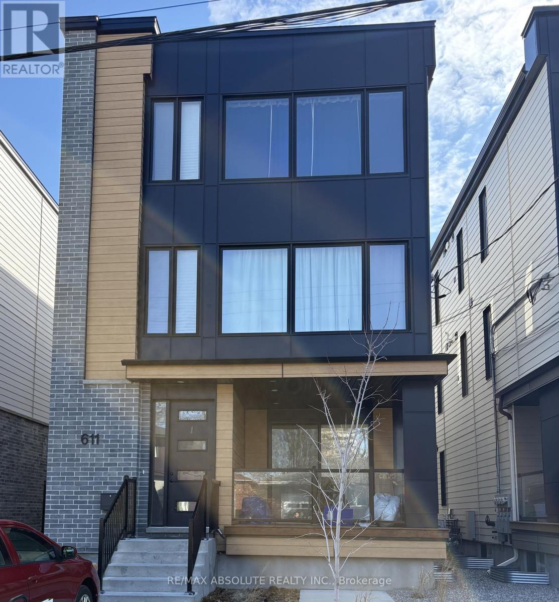 611 PARKVIEW ROAD, Ottawa, Ontario