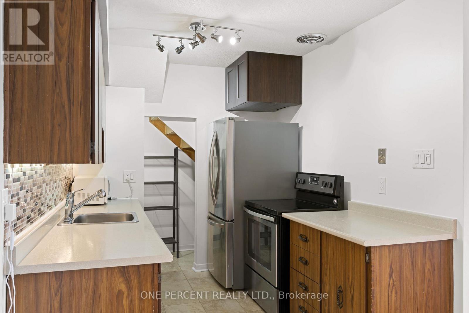 11 - 2640 Draper Avenue, Ottawa, Ontario  K2H 8V3 - Photo 11 - X13070458