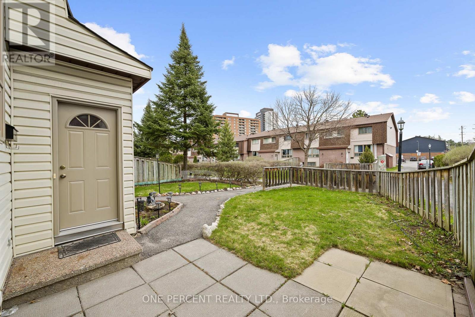 11 - 2640 Draper Avenue, Ottawa, Ontario  K2H 8V3 - Photo 3 - X13070458