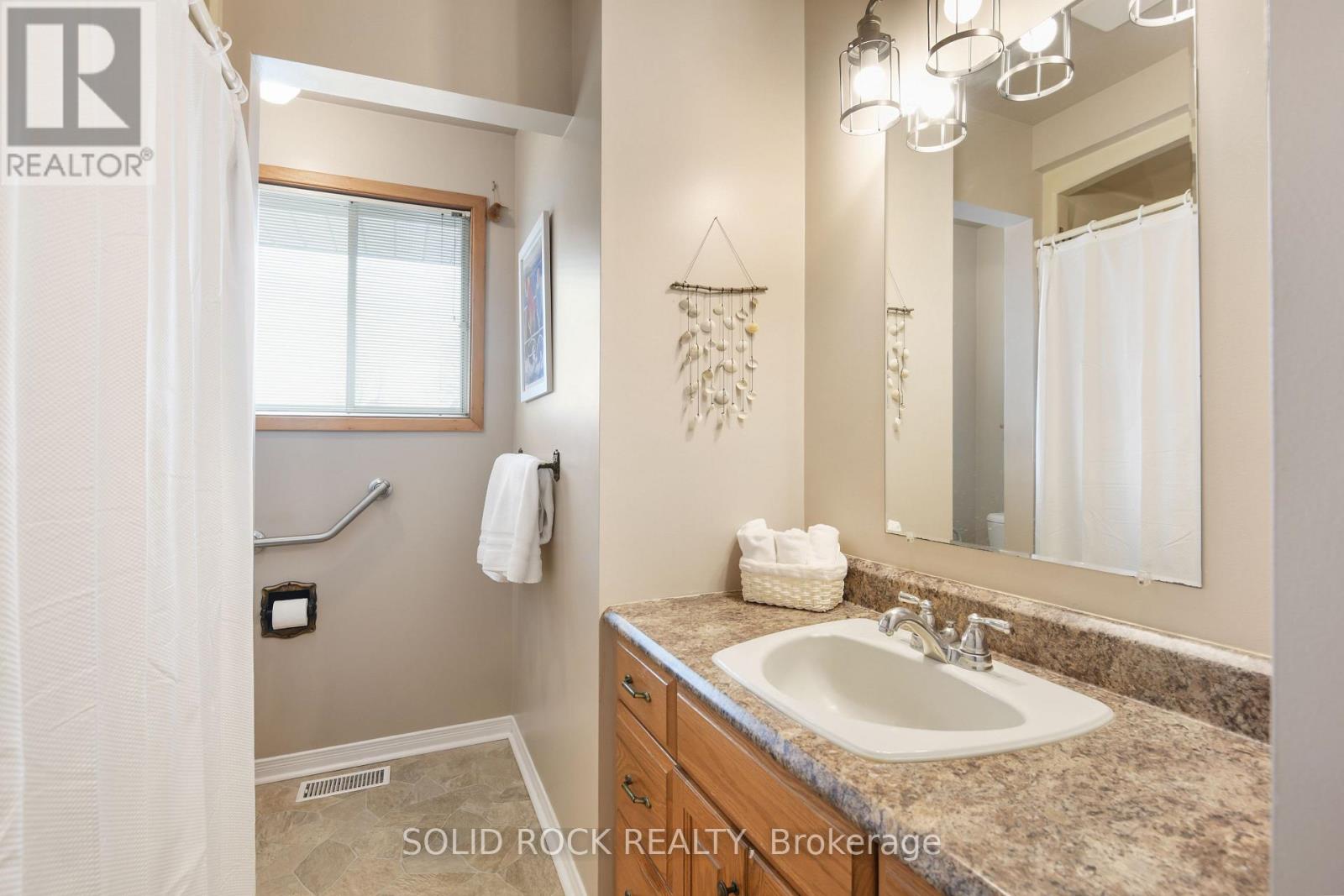 22 Creek Street, Whitewater Region, Ontario  K0J 2L0 - Photo 20 - X13070650