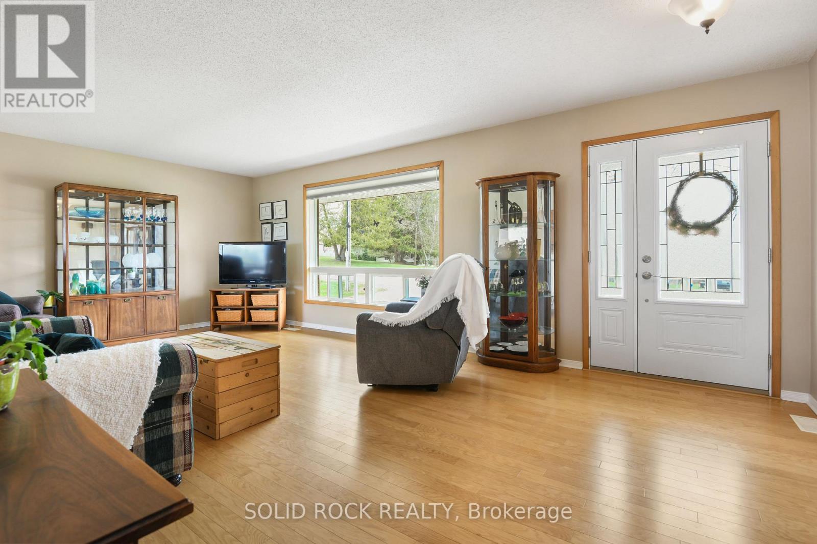 22 Creek Street, Whitewater Region, Ontario  K0J 2L0 - Photo 5 - X13070650