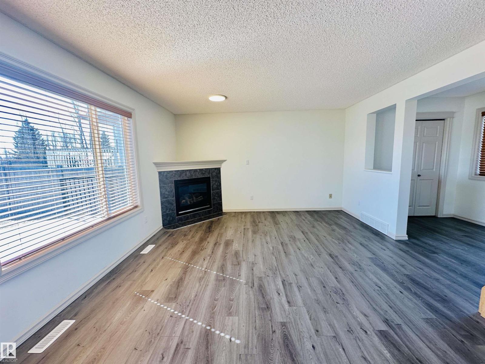 4811 152 Av Nw, Edmonton, Alberta  T5Y 3B8 - Photo 6 - E4483066