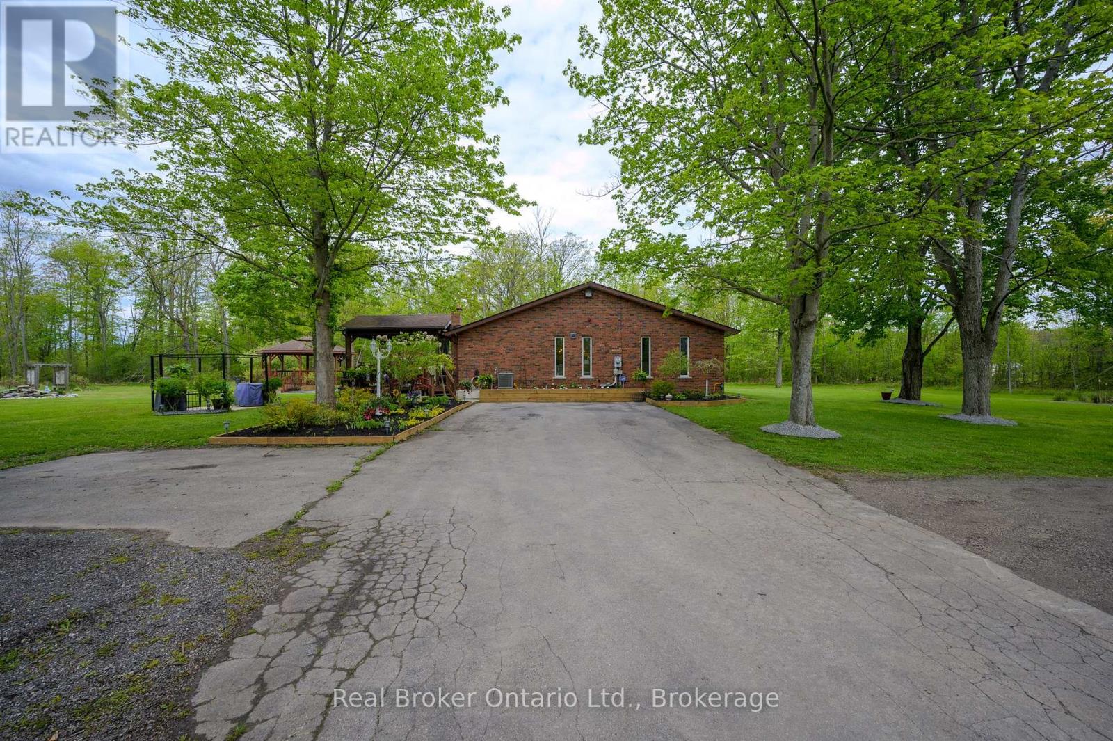 2859 Dominion Road, Fort Erie, Ontario  L0S 1N0 - Photo 5 - X13070588